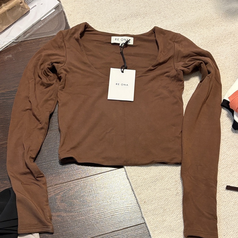 Re Ona Women's Chocolate Brown Crop Top